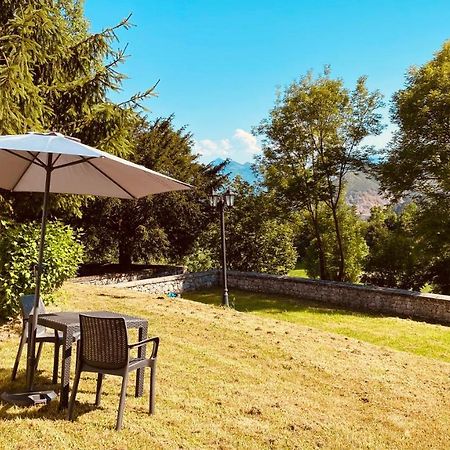 Apartamentos Rurales "Les Escueles De Collia" Bagian luar foto