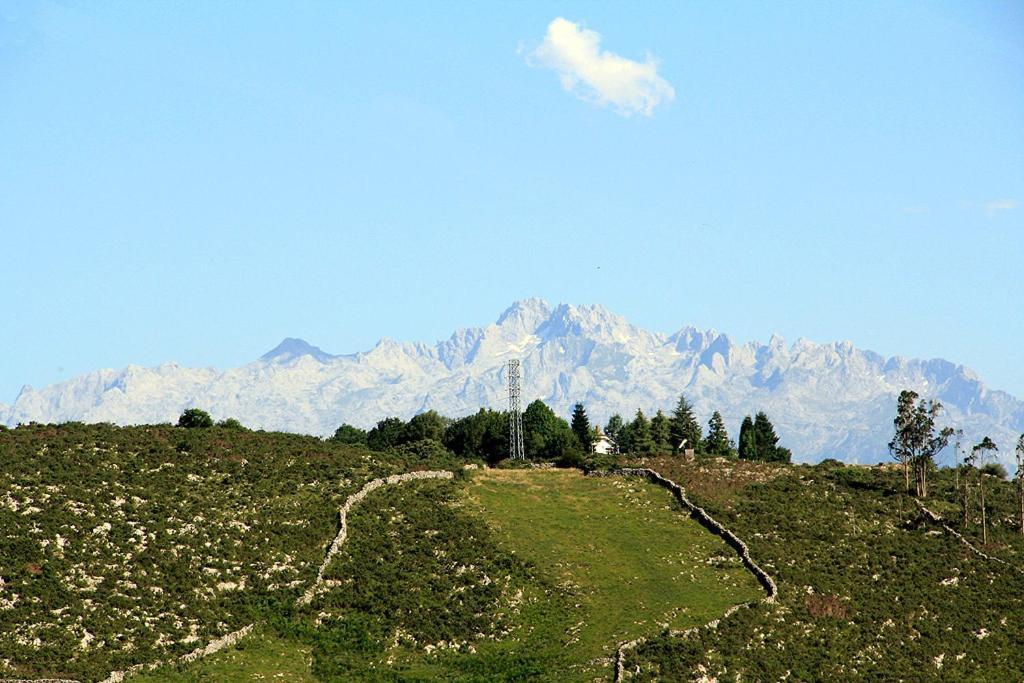 Apartamentos Rurales "Les Escueles De Collia" Bagian luar foto