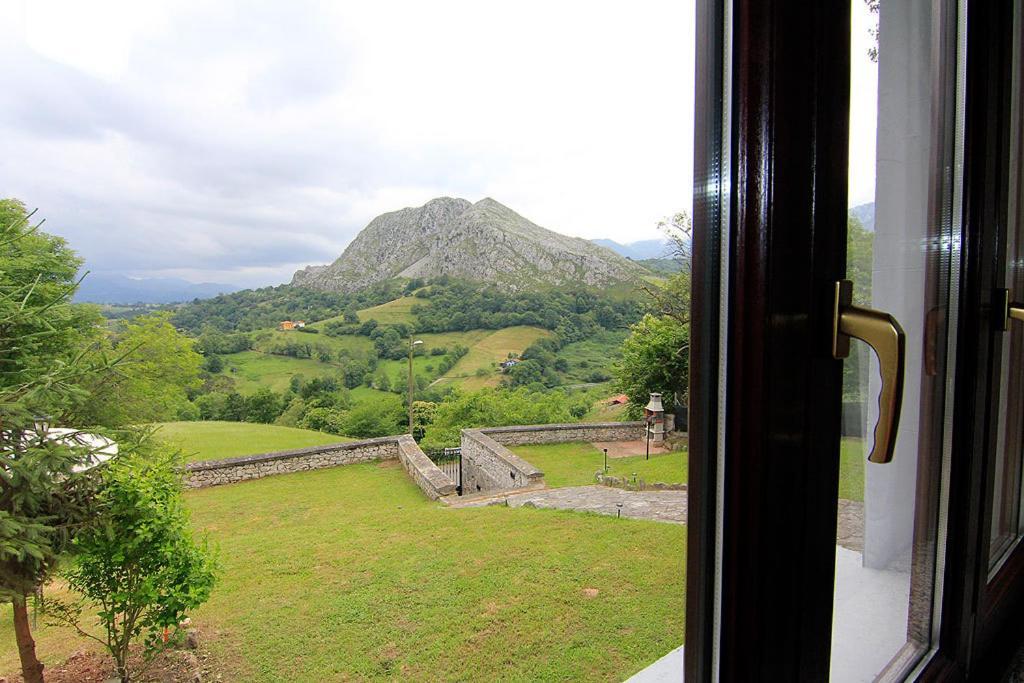 Apartamentos Rurales "Les Escueles De Collia" Bagian luar foto